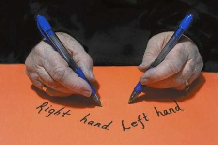 چرا چپ دست یا راست دست به دنیا می آییم؟